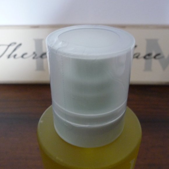 Beekman 1802 Facial Toner Mist - Picture 2 of 4